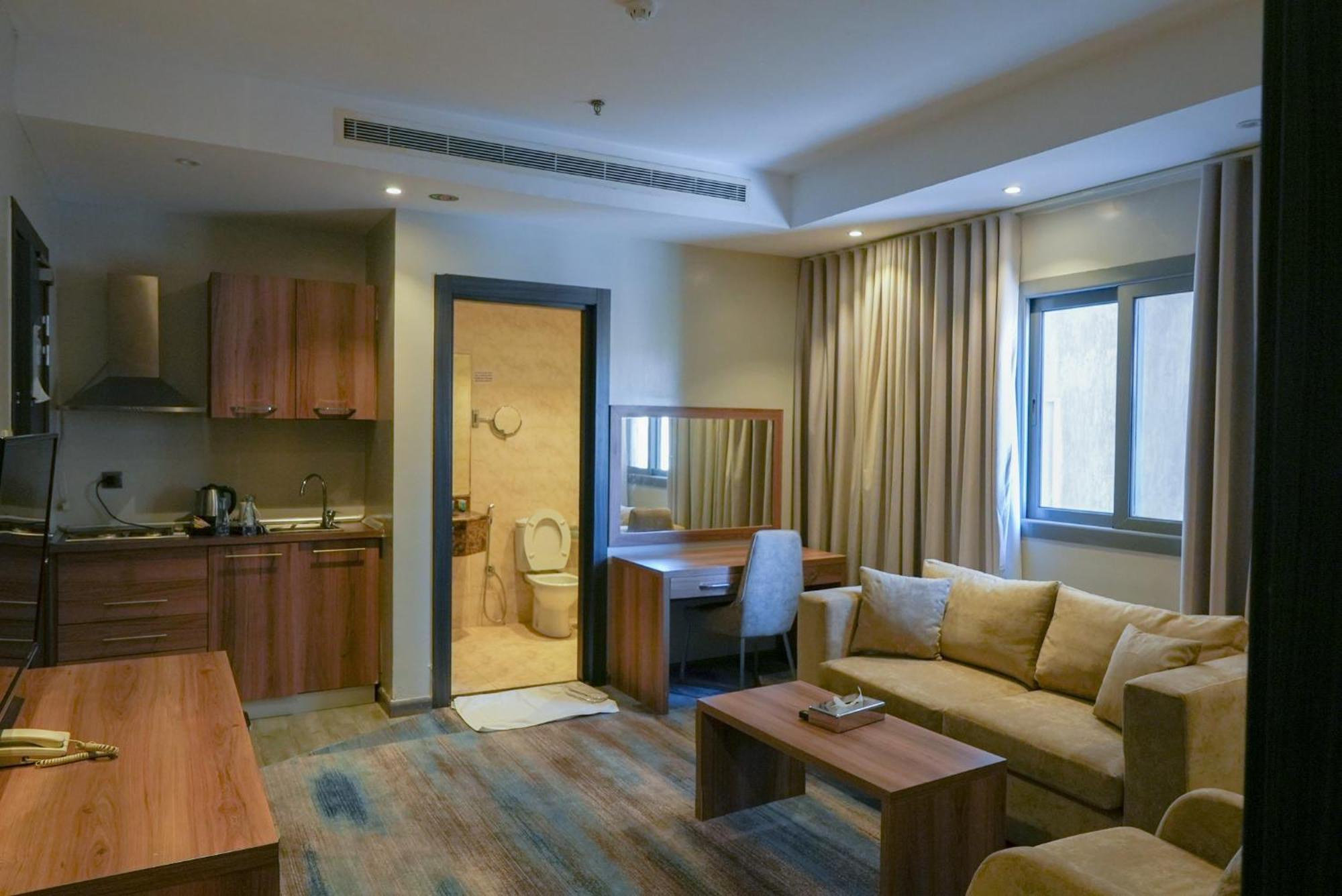 Palm Boutique Hotel Al Salamah เจดดาห์ ภายนอก รูปภาพ