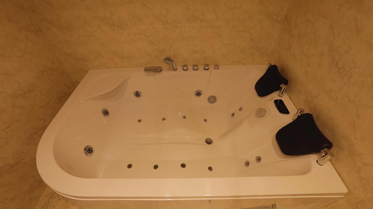 Palm Boutique Hotel Al Salamah เจดดาห์ ภายนอก รูปภาพ