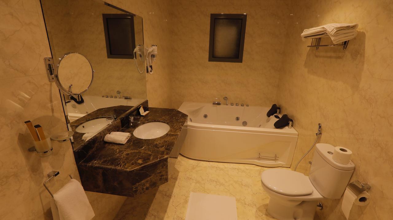 Palm Boutique Hotel Al Salamah เจดดาห์ ภายนอก รูปภาพ