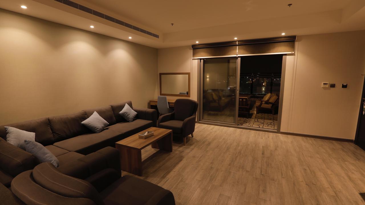 Palm Boutique Hotel Al Salamah เจดดาห์ ภายนอก รูปภาพ
